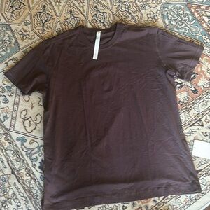 2x lululemon plum color tee brand new with tags